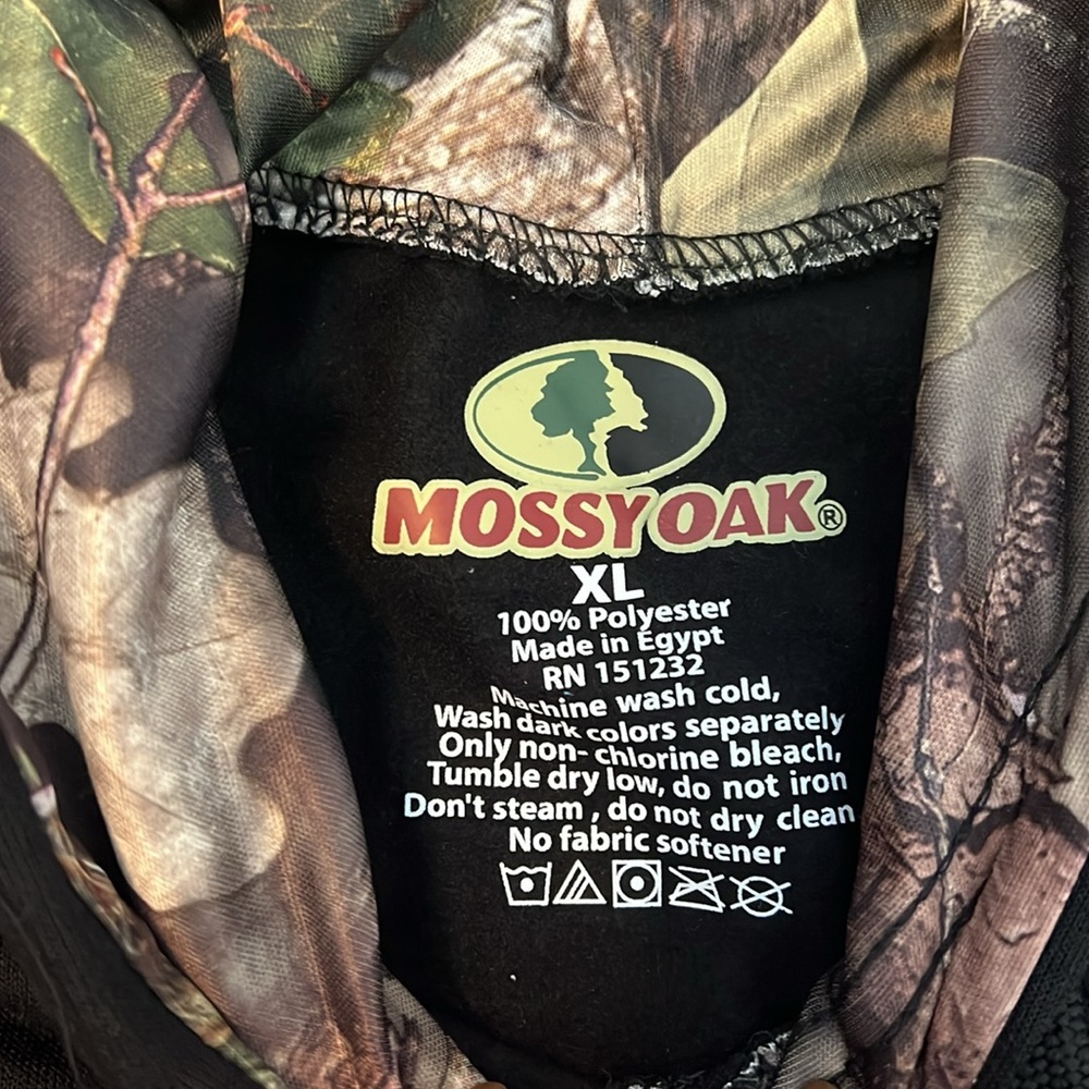 Mossy Oak Sweatshirt - Picture 2 of 2